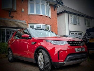 Land Rover Discovery 5
