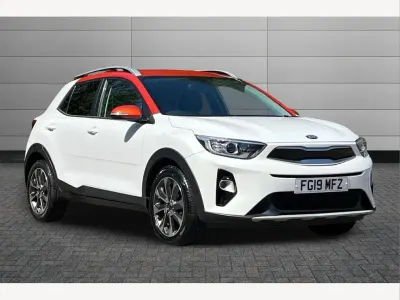 Używany Kia Stonic 118 KM (86 kW) 2019 Biały SUV