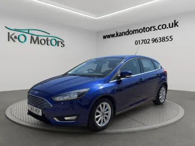 Used Ford Focus Titanium 2015 Blue/black Hatchback