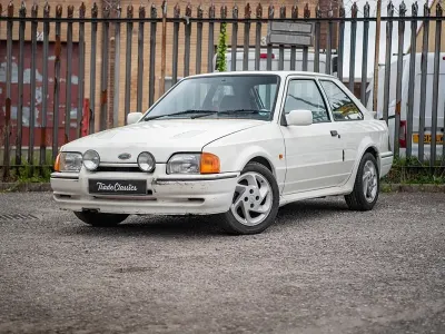 Used Ford Escort RS 132 HP (97 kW) 1988 White Hatchback