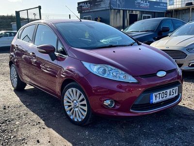 Used Ford Fiesta Titanium 96 HP (70 kW) 2009 Red Hatchback
