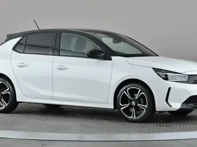 Used Vauxhall Corsa 75 HP (55 kW) 2024 White Hatchback