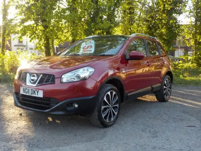 Begagnad Nissan Qashqai N-TEC 117 HK (86 kW) 2011 Röd SUV