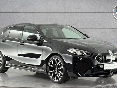 Begagnad BMW 120 M Sport 168 HK (123 kW) 2025 Svart Halvkombi