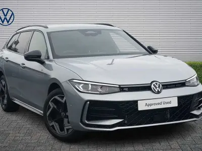 Used VW Passat R-line 204 HP (150 kW) 2024 Silver Estate