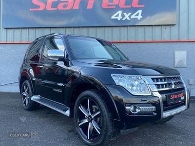 Used Mitsubishi Shogun 187 HP (137 kW) 2016 Black SUV
