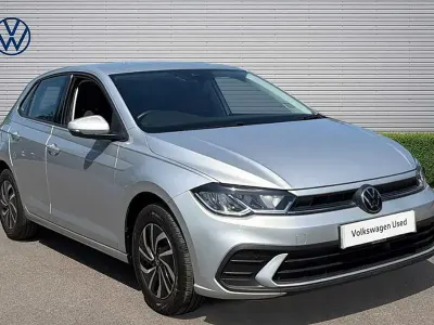 Used VW Polo Life 95 HP (69 kW) 2024 Reflex silver metallic Hatchback