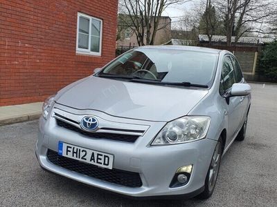 used Toyota Auris Hybrid 