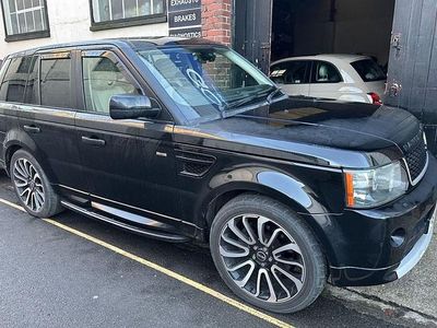 Black Used 2011 Land Rover Range Rover HSE SUV | £9,895 (Expensive)