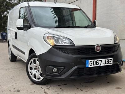 Used Fiat Doblò 105 HP (77 kW) 2018 White MPV
