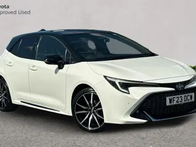 Used Toyota Corolla Sport 140 HP (102 kW) 2023 White Hatchback
