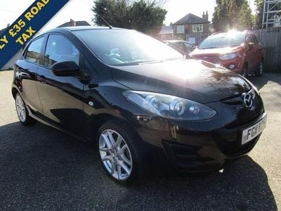 Used Mazda 2 84 HP (61 kW) 2011 Red Hatchback