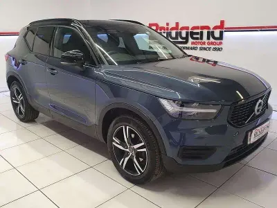 Usado Volvo XC40 R-Design 2022 Azul SUV