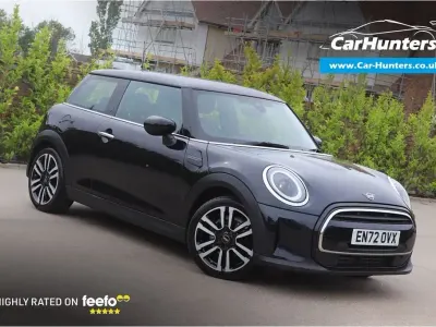 Used Mini Cooper Exclusive 2023 Blue/black Hatchback