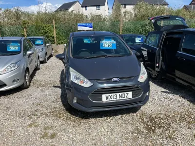 Used Ford B-MAX Zetec 90 HP (66 kW) 2013 Grey MPV