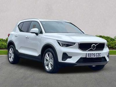 Used 2025 Volvo XC40 Core SUV | £33,995 (Expensive)