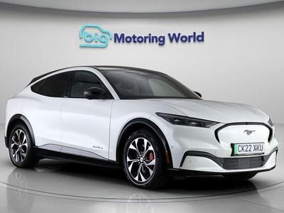 Used Ford Mustang Standard Range 269 HP (197 kW) 2021 White Hatchback