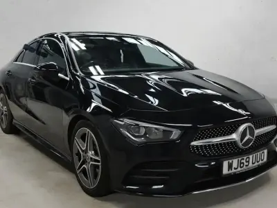 Begagnad Mercedes CLA180 AMG line 2019 Svart Sedan