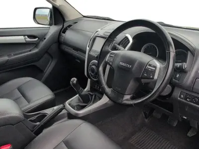 Used Isuzu Pick up 164 HP (120 kW) 2018 Grey Pickup