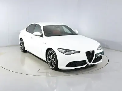Begagnad Alfa Romeo Giulia Veloce 280 HK (205 kW) 2021 Vit Sedan