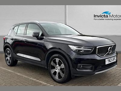 Onyx black metallic Used 2021 Volvo XC40 Inscription SUV | £23,850 (Fair price)