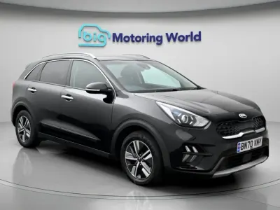 Używany Kia Niro 141 KM (103 kW) 2021 Czarny SUV