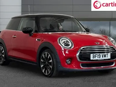 Used Mini Cooper Exclusive 136 HP (100 kW) 2019 Red Hatchback
