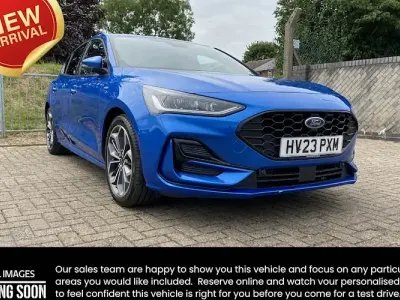 Used Ford Focus ST-Line X 125 HP (91 kW) 2023 Blue Hatchback