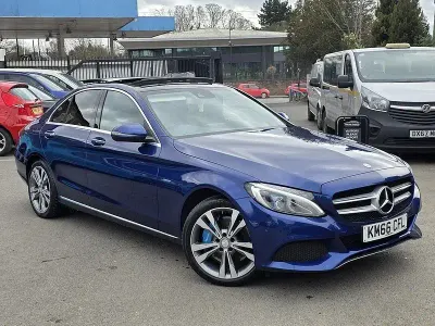 Begagnad Mercedes C350e Premium Plus 2016 Blå Sedan