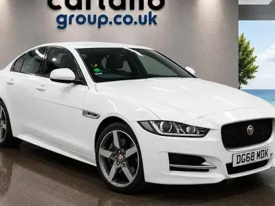 Used Jaguar XE R-Sport 180 HP (132 kW) 2018 White Sedan