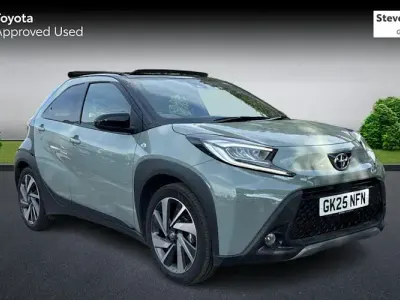 Used Toyota Aygo X 72 HP (52 kW) 2025 Green SUV