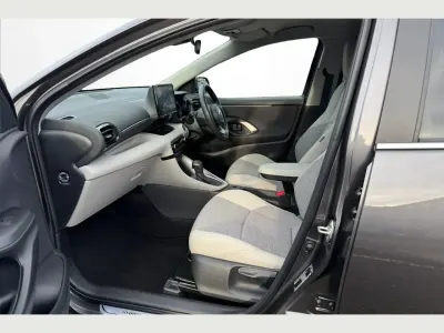 Used Toyota Yaris 114 HP (83 kW) 2022 Grey Hatchback