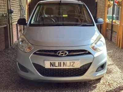Used Hyundai i10 Classic 86 HP (63 kW) 2011 Silver Hatchback