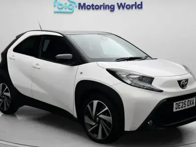 Used Toyota Aygo X 72 HP (52 kW) 2025 White SUV