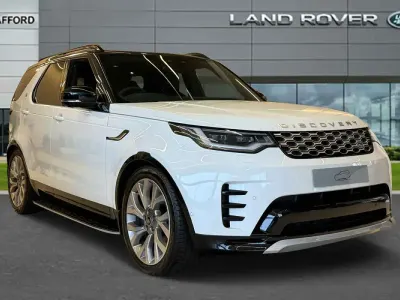 New Land Rover Discovery S 2026 White SUV