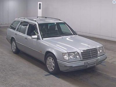 Mercedes 320