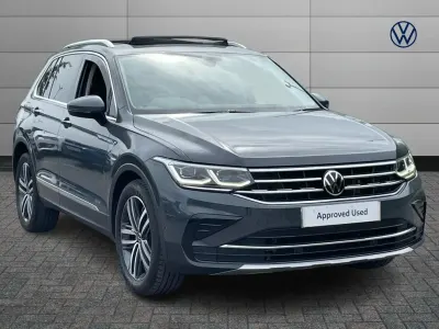 Used VW Tiguan Elegance 150 HP (110 kW) 2023 Grey SUV