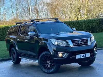 Usado Nissan Navara Tekna 190 HP (139 kW) 2018 Preto Pickup