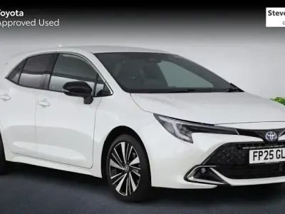 Used Toyota Corolla Design 140 HP (102 kW) 2025 White Hatchback
