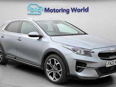Usado Kia XCeed 160 HP (117 kW) 2022 Prateado SUV