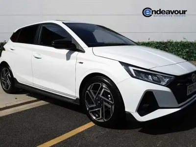 Used Hyundai i20 N Line 100 HP (73 kW) 2024 White Hatchback