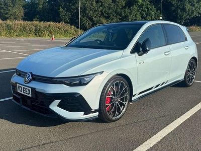 Used VW Golf VIII GTI Clubsport 320 HP (235 kW) 2025