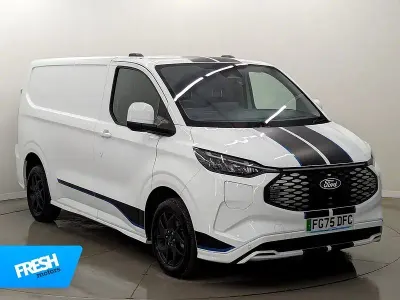 Usado Ford E-Transit Sport 11 kW (15 CV) 2025 Blanco Van