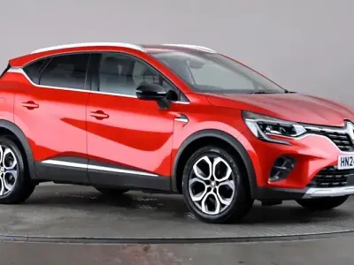 Used Renault Captur Techno 91 HP (66 kW) 2024 Red SUV
