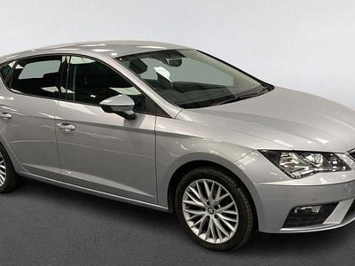 Begagnad Seat Leon SE Dynamic 115 HK (84 kW) 2020 Silver Halvkombi