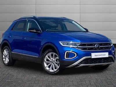 Usado VW T-Roc Style 150 HP (110 kW) 2022 Azul SUV