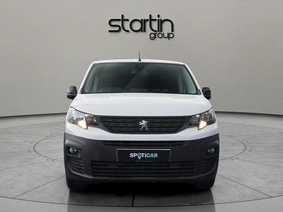 Used Peugeot Partner Premium 130 HP (95 kW) 2022 White MPV