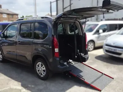 Used Peugeot Rifter Access 101 HP (74 kW) 2020 Grey MPV
