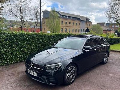 Begagnad Mercedes E220 AMG line 2022 Svart Kombi