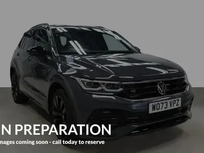 Usado VW Tiguan Black Edition 245 HP (180 kW) 2023 Cinzento SUV